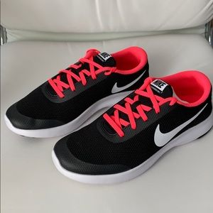 Nike Flex Experience Rn7 GS Black/white- pink